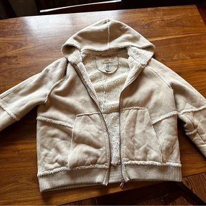 Route 66 Size L Tan fur lined with fur seams